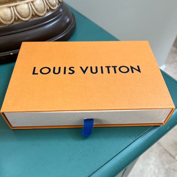 Authentic Louis Vuitton Azur Vanilla Mini Pochette Receipt Dustbag & Box. Exc’t - Picture 5 of 6